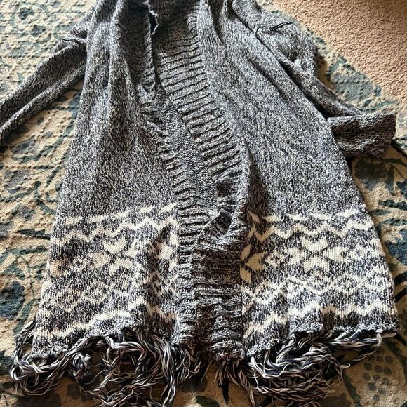 Aerie small sweater cardigan - Picture 3 of 8